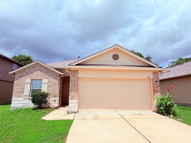 Building Photo - 225 Cibolo Creek Dr