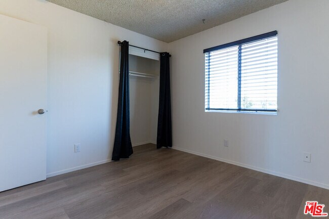 Building Photo - 450 Coronado Ter