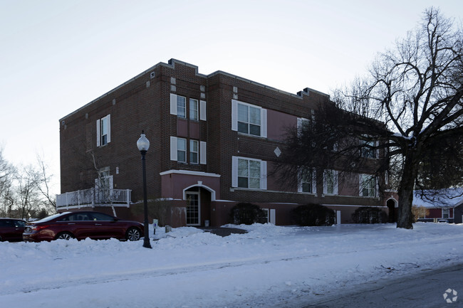 Primary Photo - Edison Park Apartments