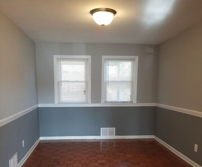 Building Photo - 3 Bedroom 2 Bathrooms in 21239