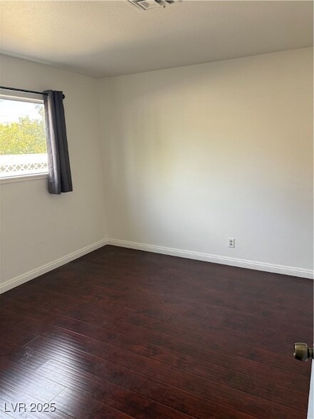 Building Photo - 2005 Fontenelle St