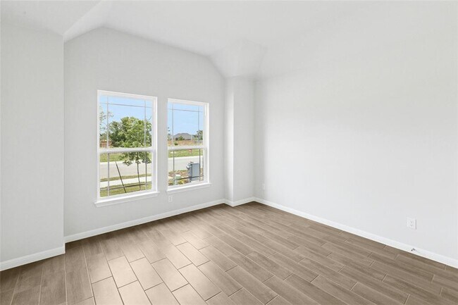 Building Photo - 161 Smithsonian Ln