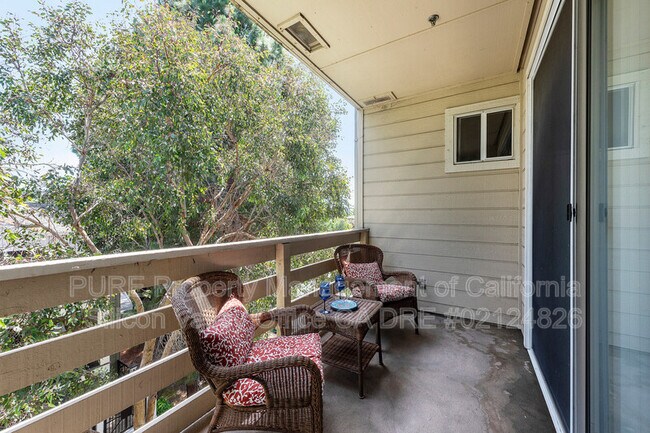 Building Photo - 929 E El Camino Real