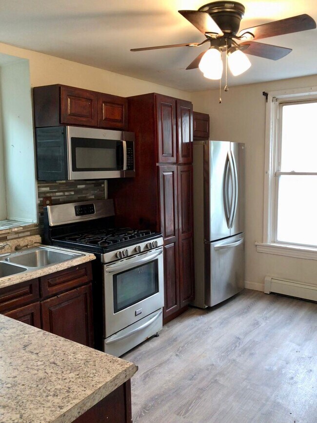 Building Photo - 172 Virginia Ave