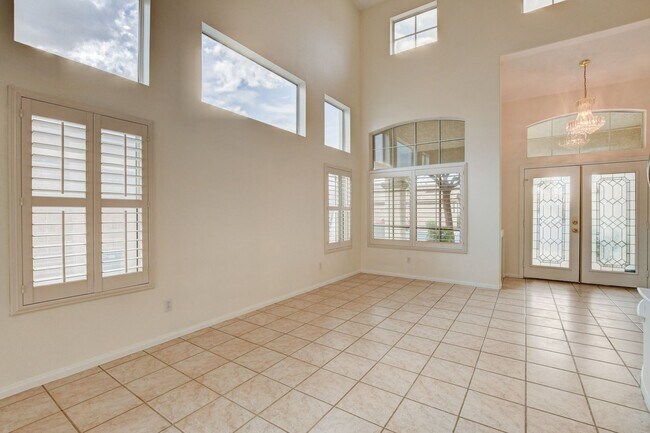 Building Photo - 8913 Arabian Filly Ave