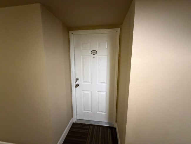 Building Photo - 450 N Arlington Ave