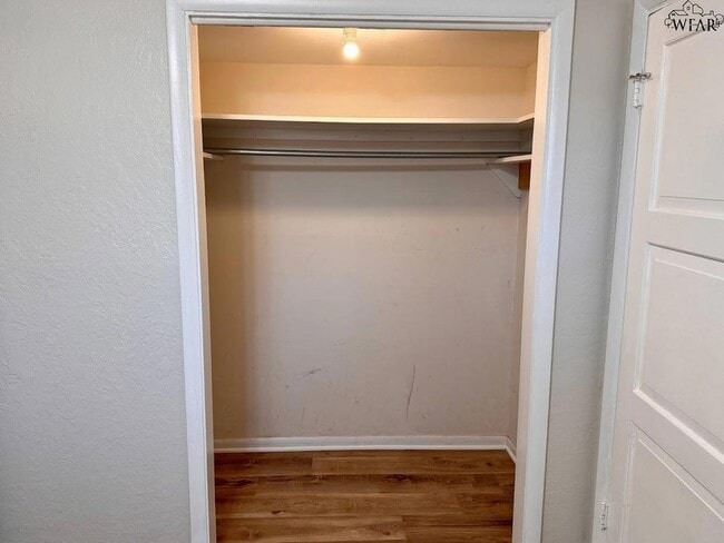 Building Photo - 4200 University Ave