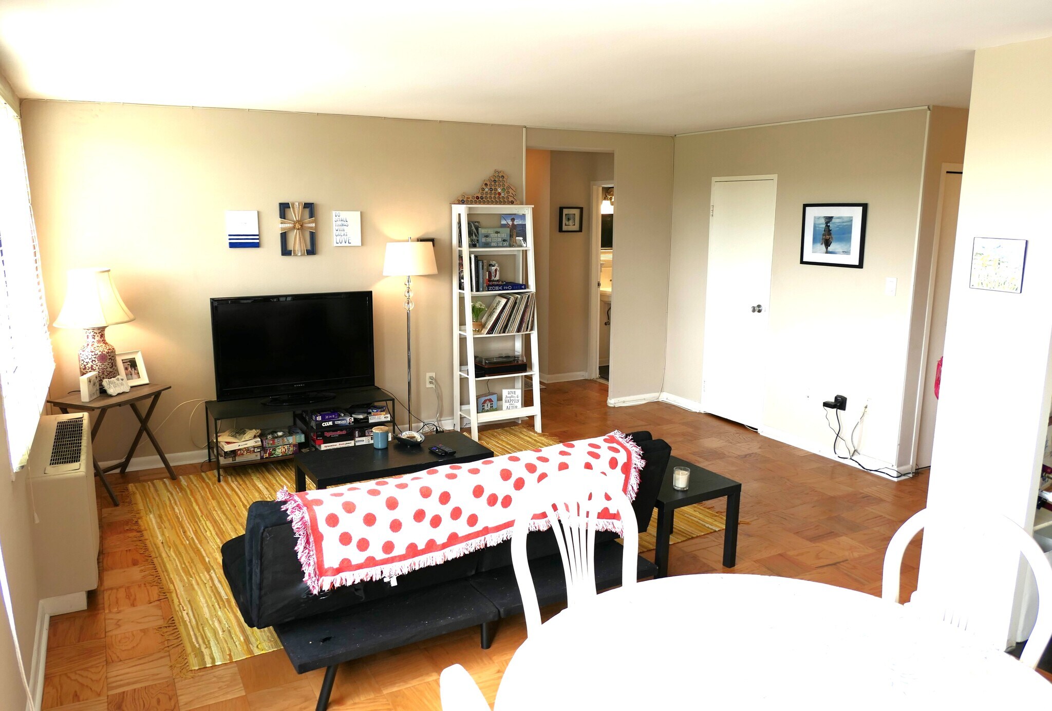 Building Photo - 6631 Wakefield Dr