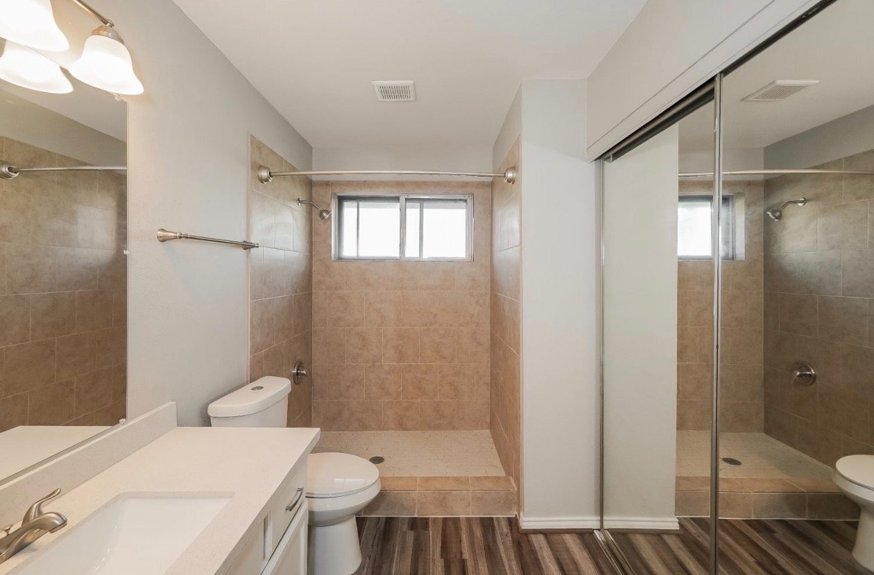 Building Photo - 6915 Eagle Ridge Dr