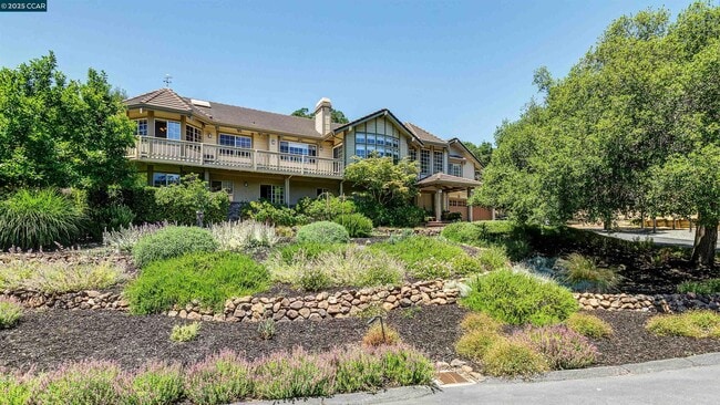 Primary Photo - 3434 Woodview Dr
