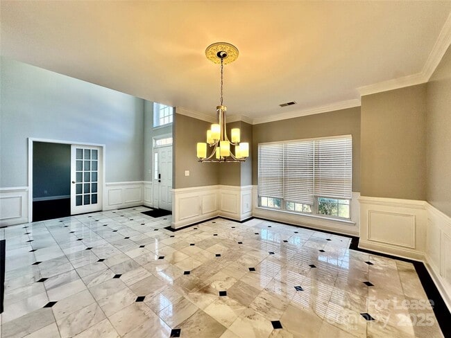 Building Photo - 11119 Amherst Glen Dr