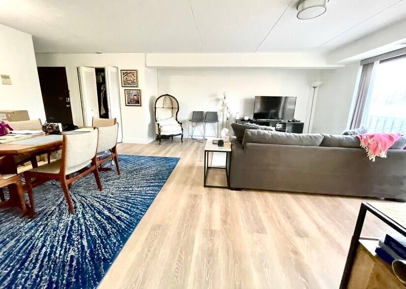 Large living room seen from hallway. - 1243 Beacon St