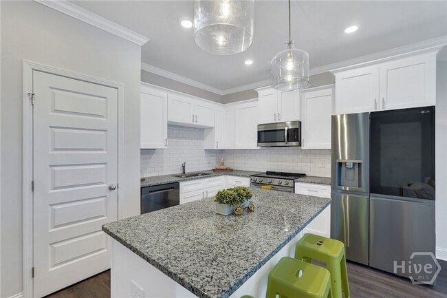 Building Photo - 5794 Ogeechee Rd