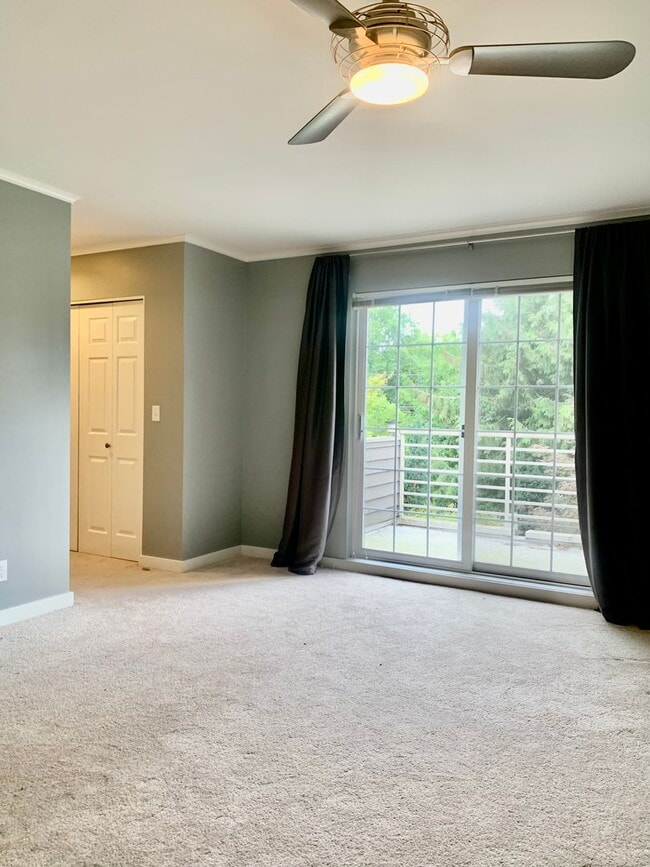 Building Photo - Madison Valley Home