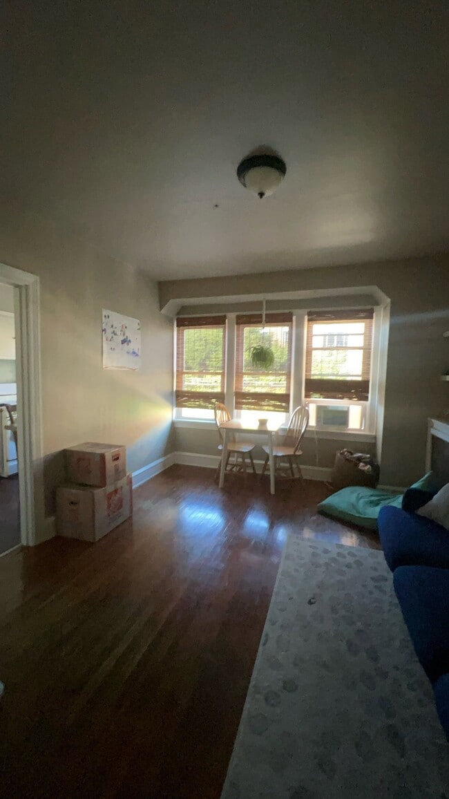 Building Photo - 505 N Lime St