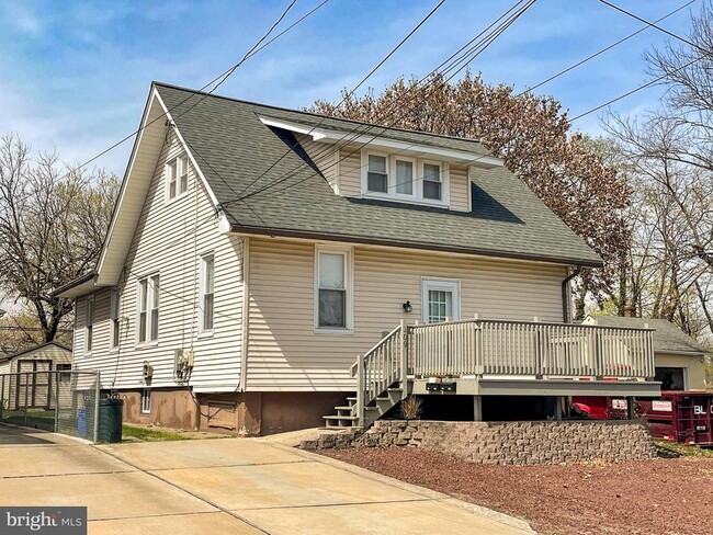 Building Photo - 109 Printz Ave