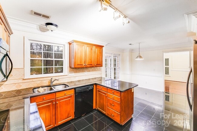 Building Photo - 4405 Candalon Way