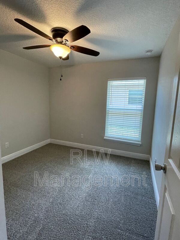 Building Photo - 528 E Citrus Ave