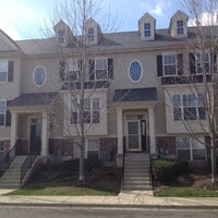 Building Photo - 5 Melrose Ct