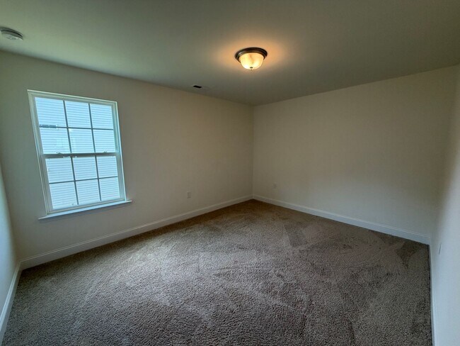 Building Photo - 763 Heartpine Dr