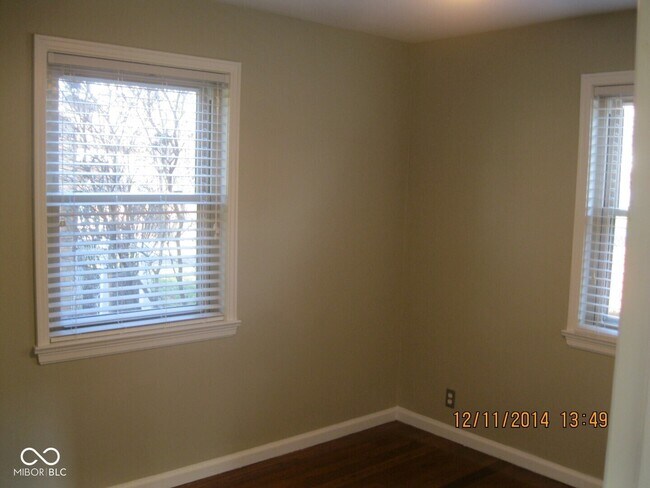 Building Photo - 5845 Brouse Ave