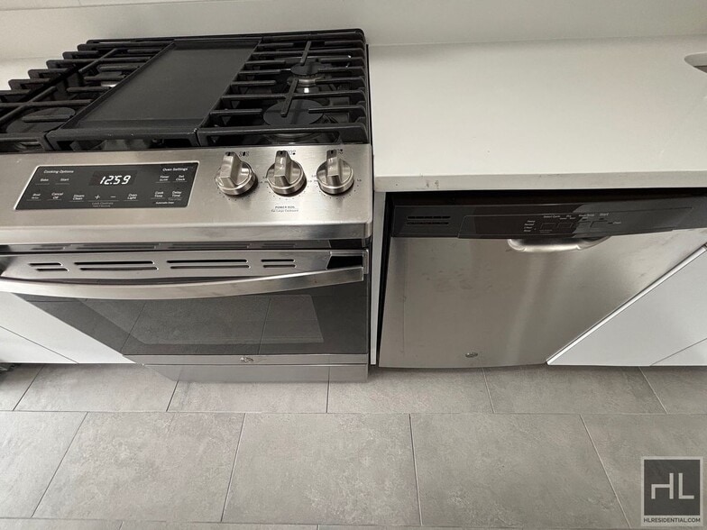 Building Photo - BEEKMAN PLACE