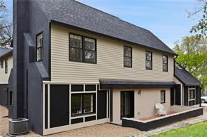 Building Photo - 118 Old Mill River Rd