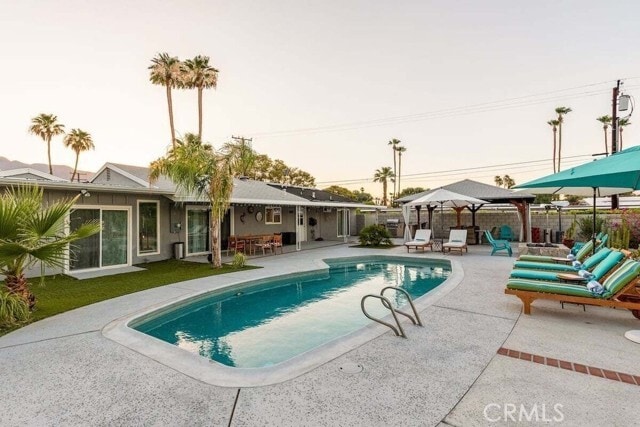 Building Photo - 980 N Biskra Rd