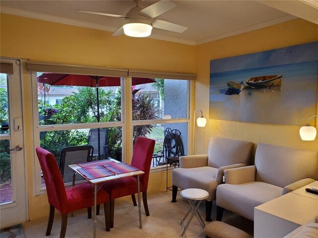 Building Photo - 1403 Arrowhead Cir W