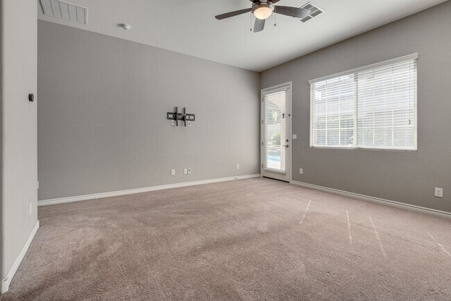 Building Photo - Stunning Summerlin Rental on Private Cul-d...