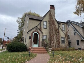 Building Photo - 1400 S Main Ave