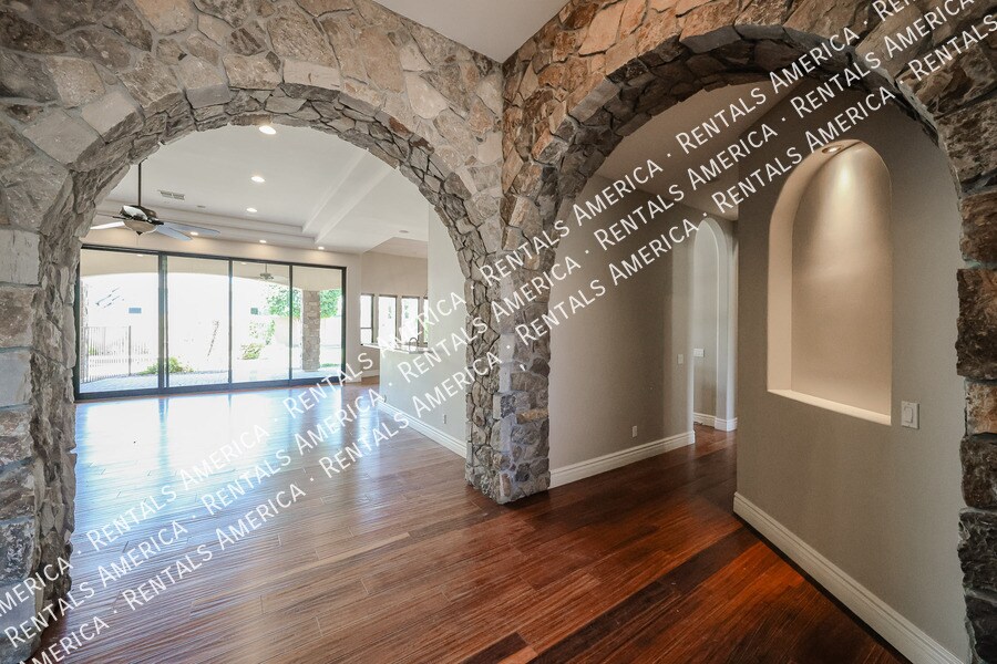 Building Photo - 4430 E Gemini Pl
