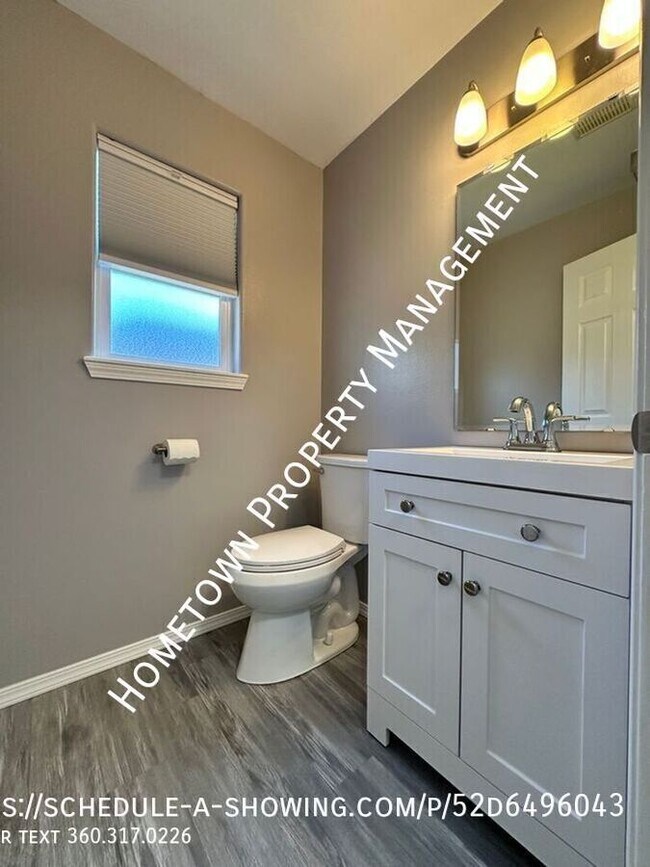 Building Photo - 5036 Chambers Creek Loop SE