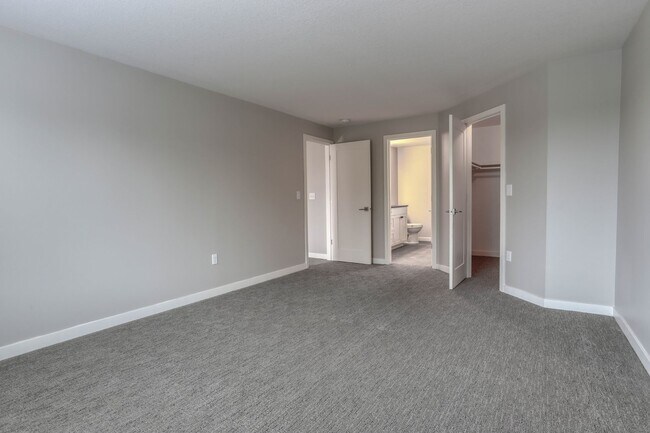 Building Photo - Spacious Camas Home Near Parks, Dining & Shopping