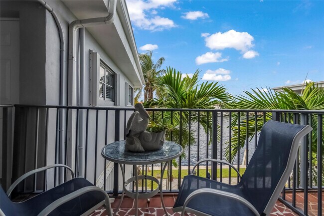 Building Photo - 2600 S Ocean Dr