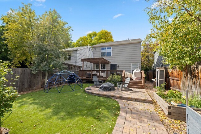 Building Photo - 2780 Perry St