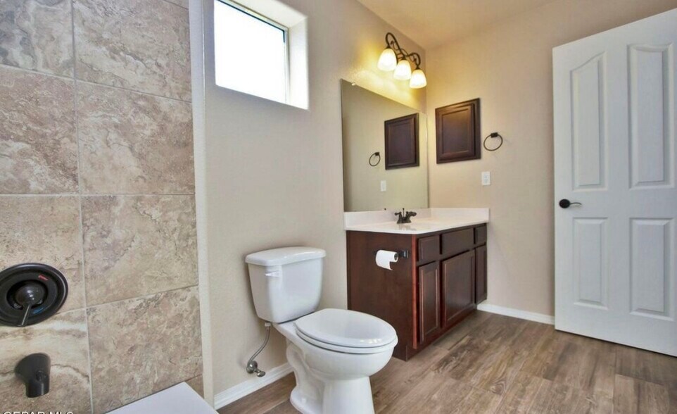 Building Photo - 6708 Red Canyon Sage Ln