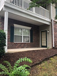 Building Photo - Lovely 3 Bedroom Condo In Cornelius