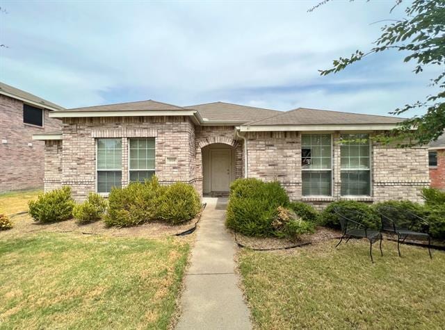 Building Photo - 1616 Logan Dr