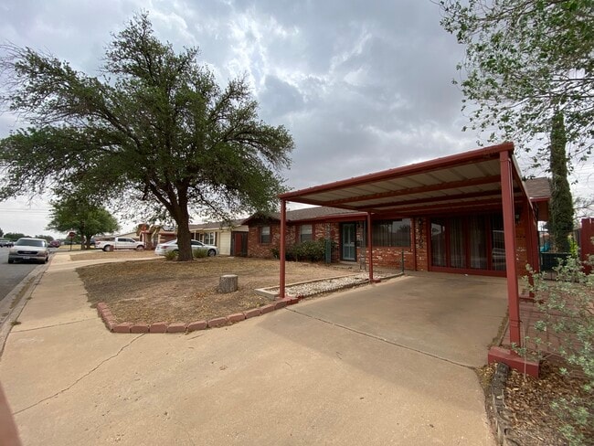 Primary Photo - 4705 Ric Dr