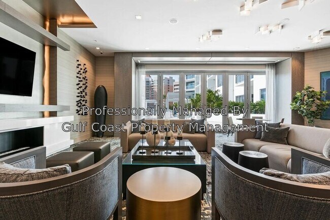 Building Photo - 111 S Pineapple Ave