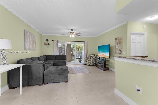 Building Photo - 2486 Centergate Dr
