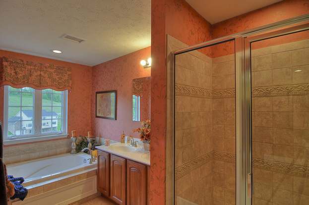 Building Photo - 12908 White Pine Way