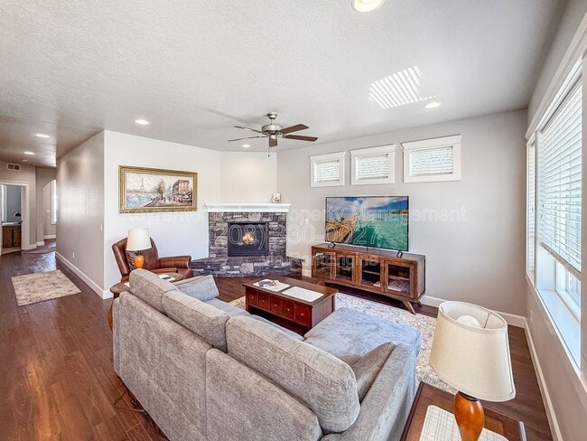 Building Photo - 9753 W Wildbranch Dr