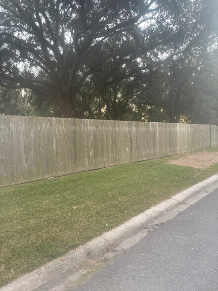 Building Photo - 900 Broadmoor Blvd