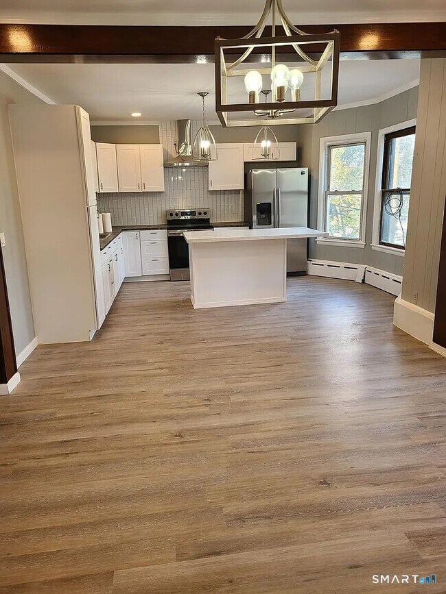 Building Photo - 1515 Park Ave