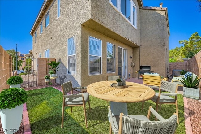 Building Photo - 6048 Attavilla Dr