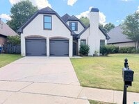 Building Photo - 2420 Abbeyglen Pl