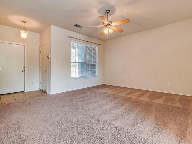 Building Photo - 6 Verde Ranch Loop