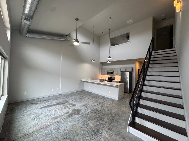 Building Photo - 3844 Dylan Pl